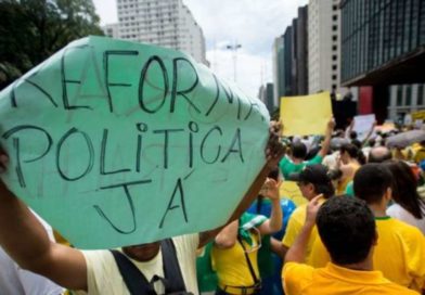 Política brasileira precisa da corrupção para funcionar, diz pesquisador Política brasileira precisa da corrupção para funcionar, diz pesquisador